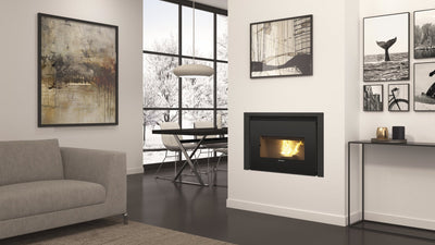 Extraflame Comfort P85 Pellet-Cheminée-Einsatz im Wohnraum