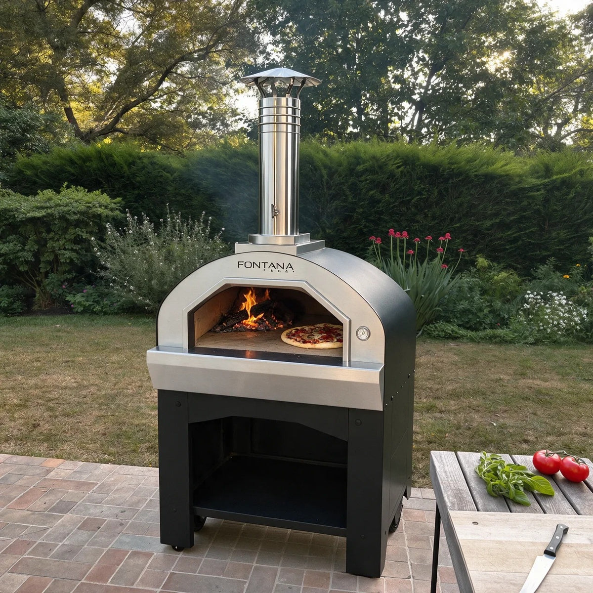 Fontana Vulcano Profi 70/100 cm soubassement noir, four à pizza